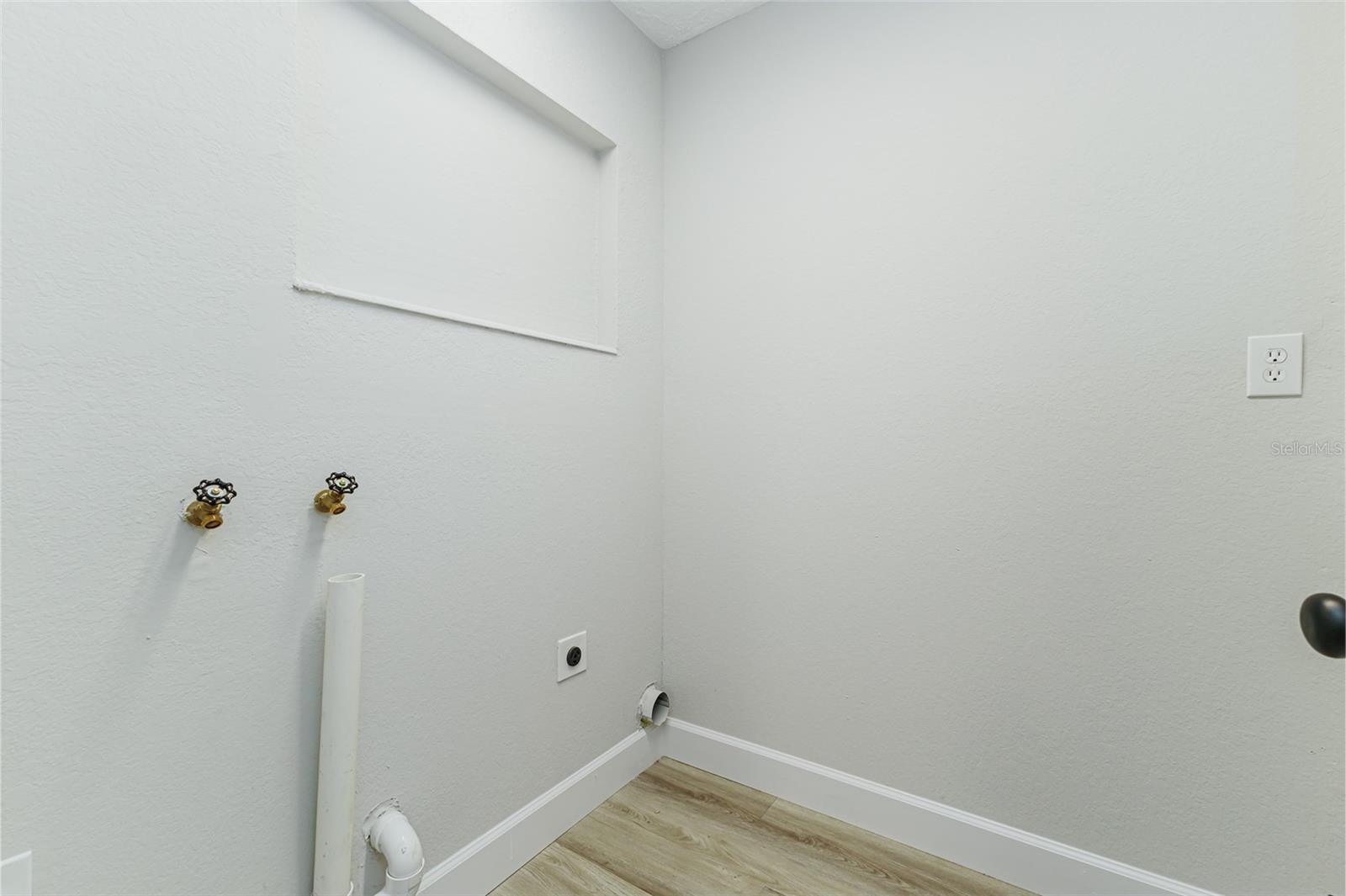 Image 14 of 22 For 2606 Highland Avenue