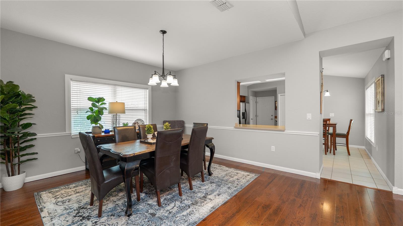 Image 17 of 64 For 5525 Club Hill E