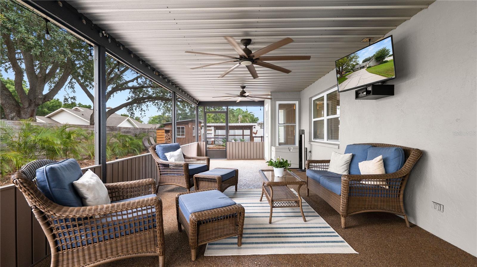 Image 3 of 64 For 5525 Club Hill E