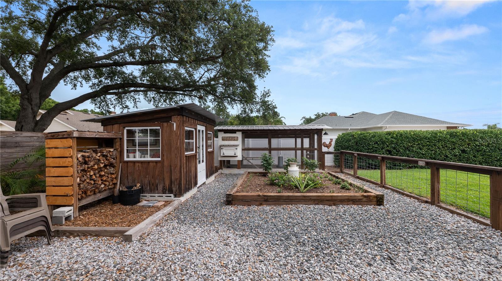 Image 48 of 64 For 5525 Club Hill E