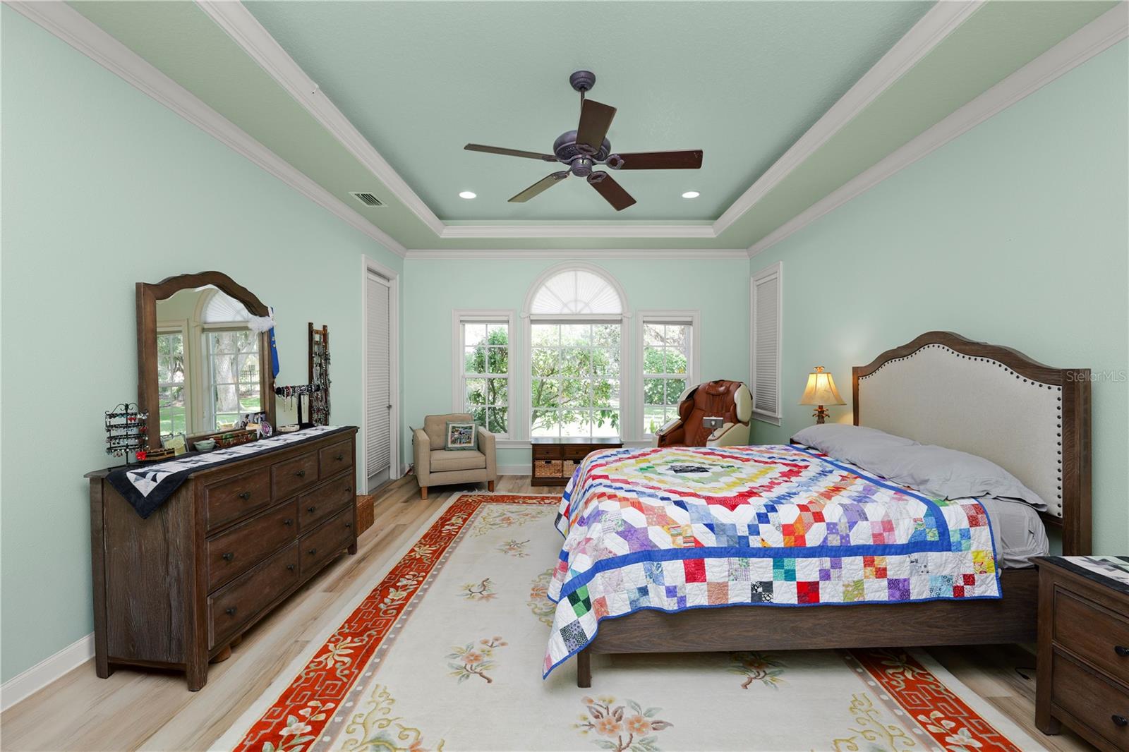 Image 26 of 68 For 6891 Lacy Drive