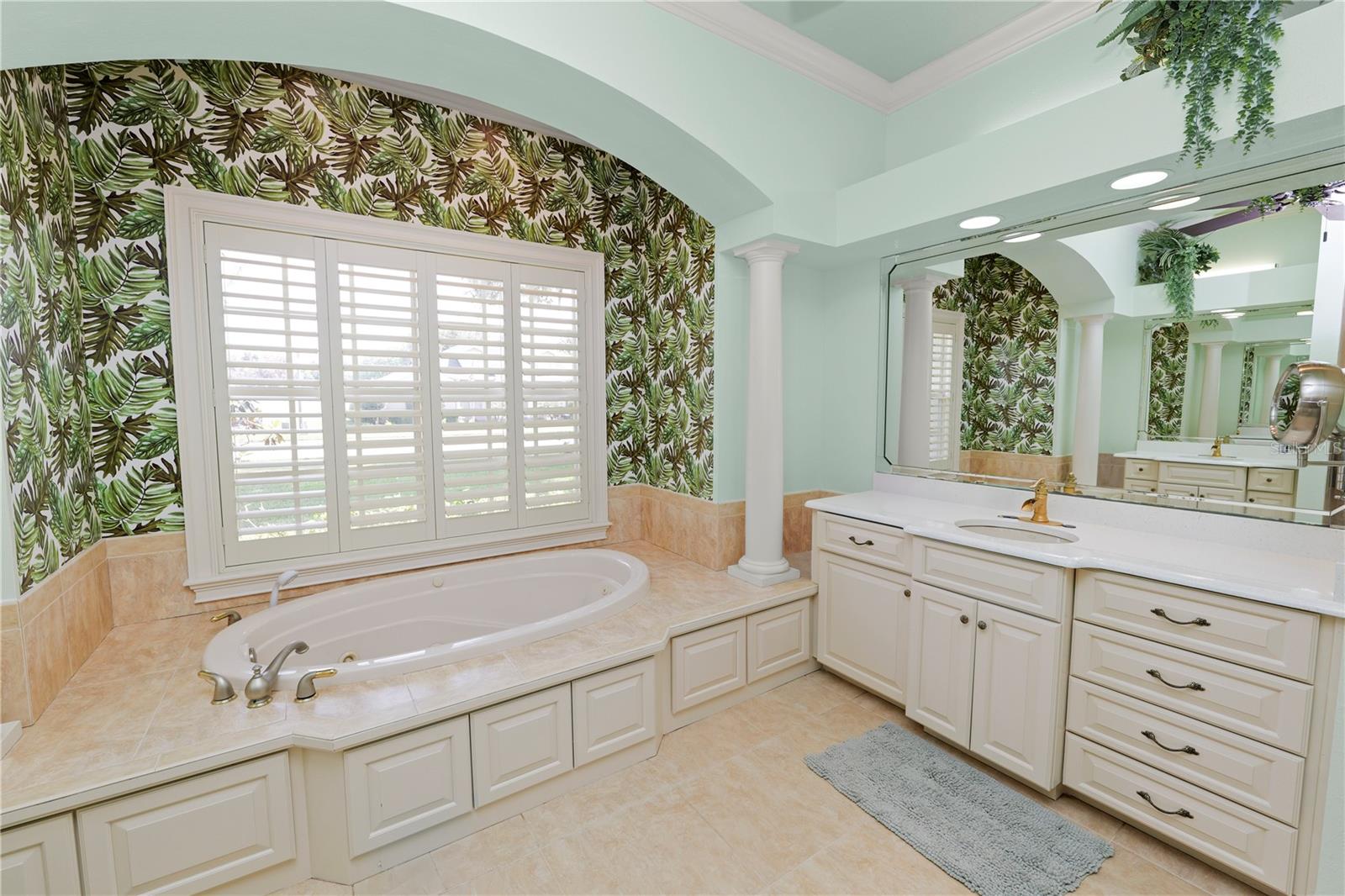 Image 29 of 68 For 6891 Lacy Drive