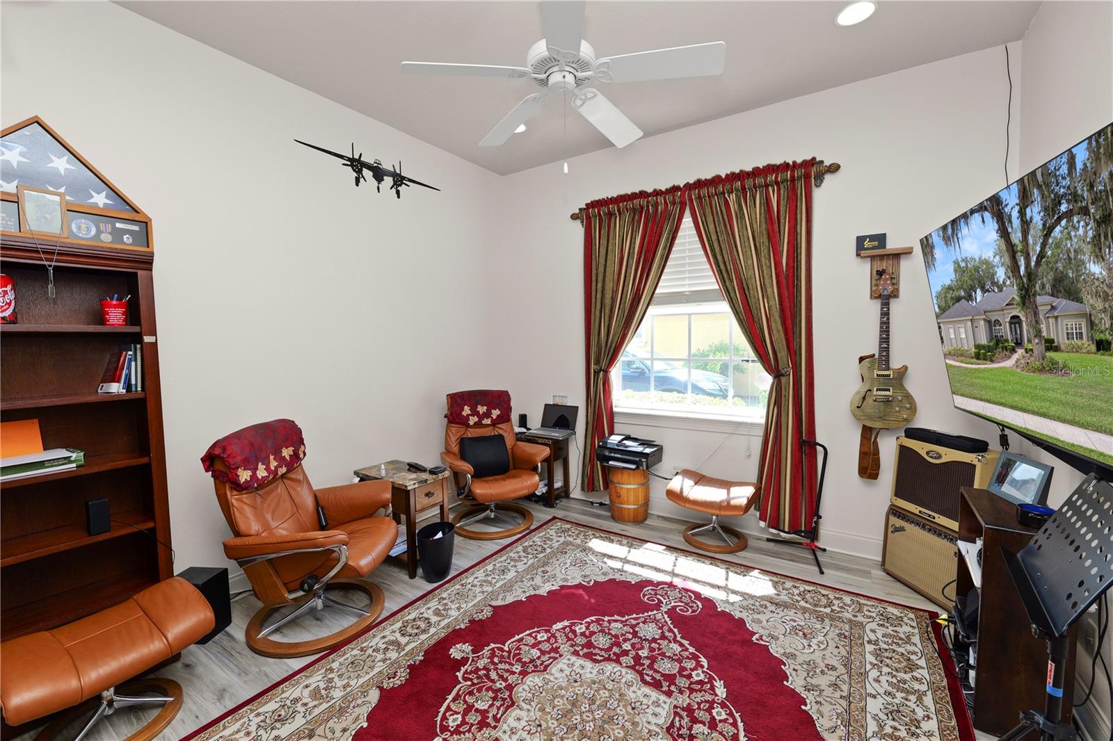 Image 34 of 68 For 6891 Lacy Drive