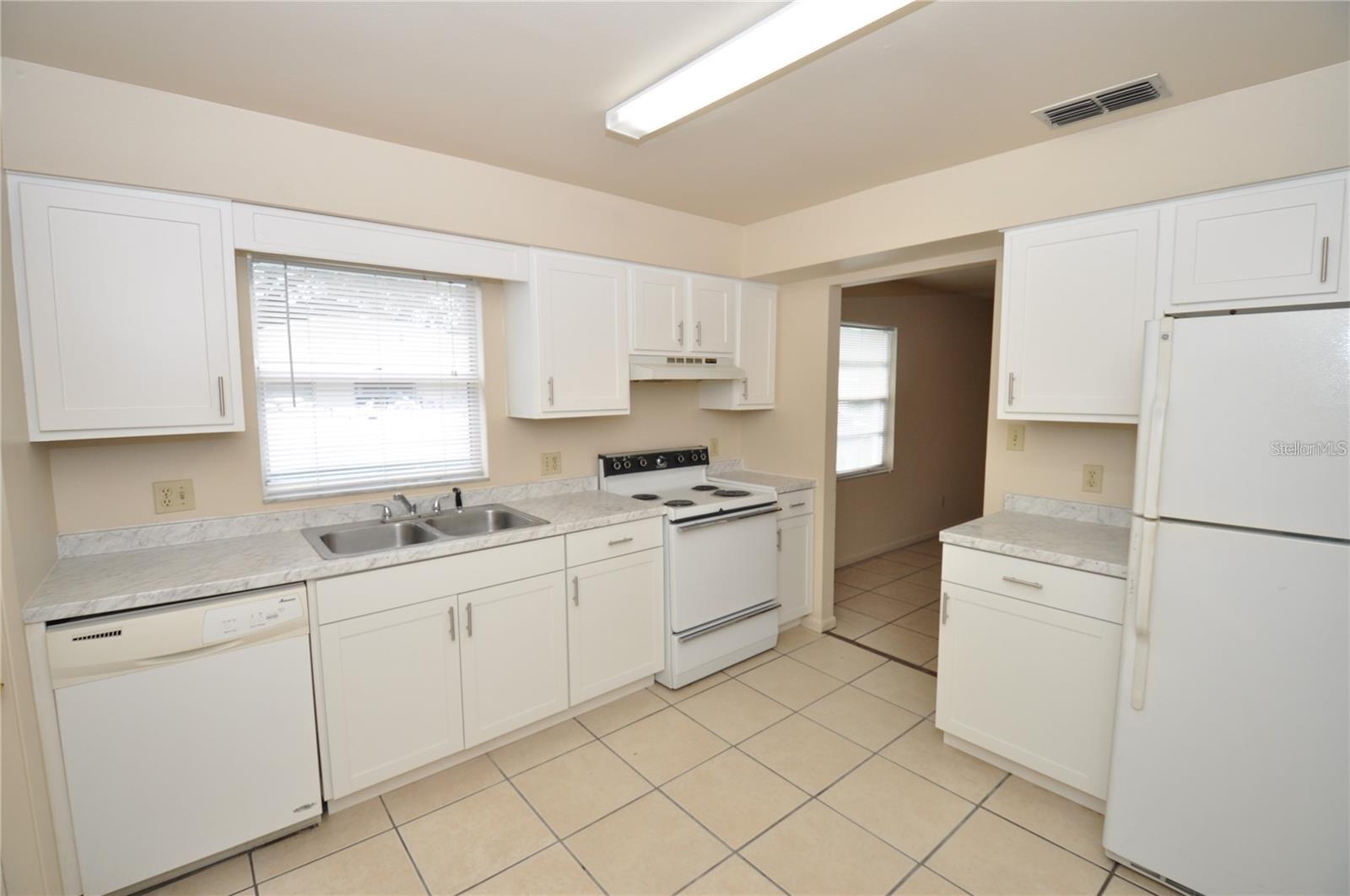 Image 5 of 13 For 1434 Fern Road 1434