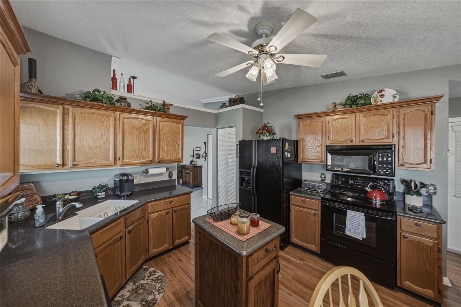 Image 16 of 67 For 6380 Egret Drive 6