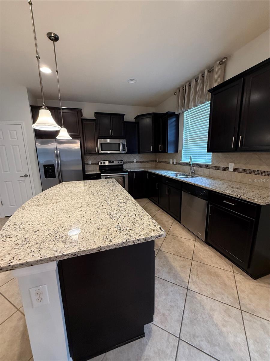 Image 14 of 22 For 8519 Rindge Road