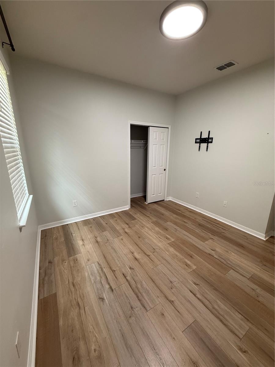 Image 17 of 22 For 8519 Rindge Road