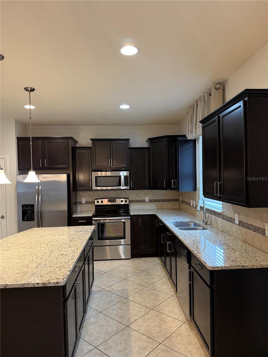 Image 4 of 22 For 8519 Rindge Road