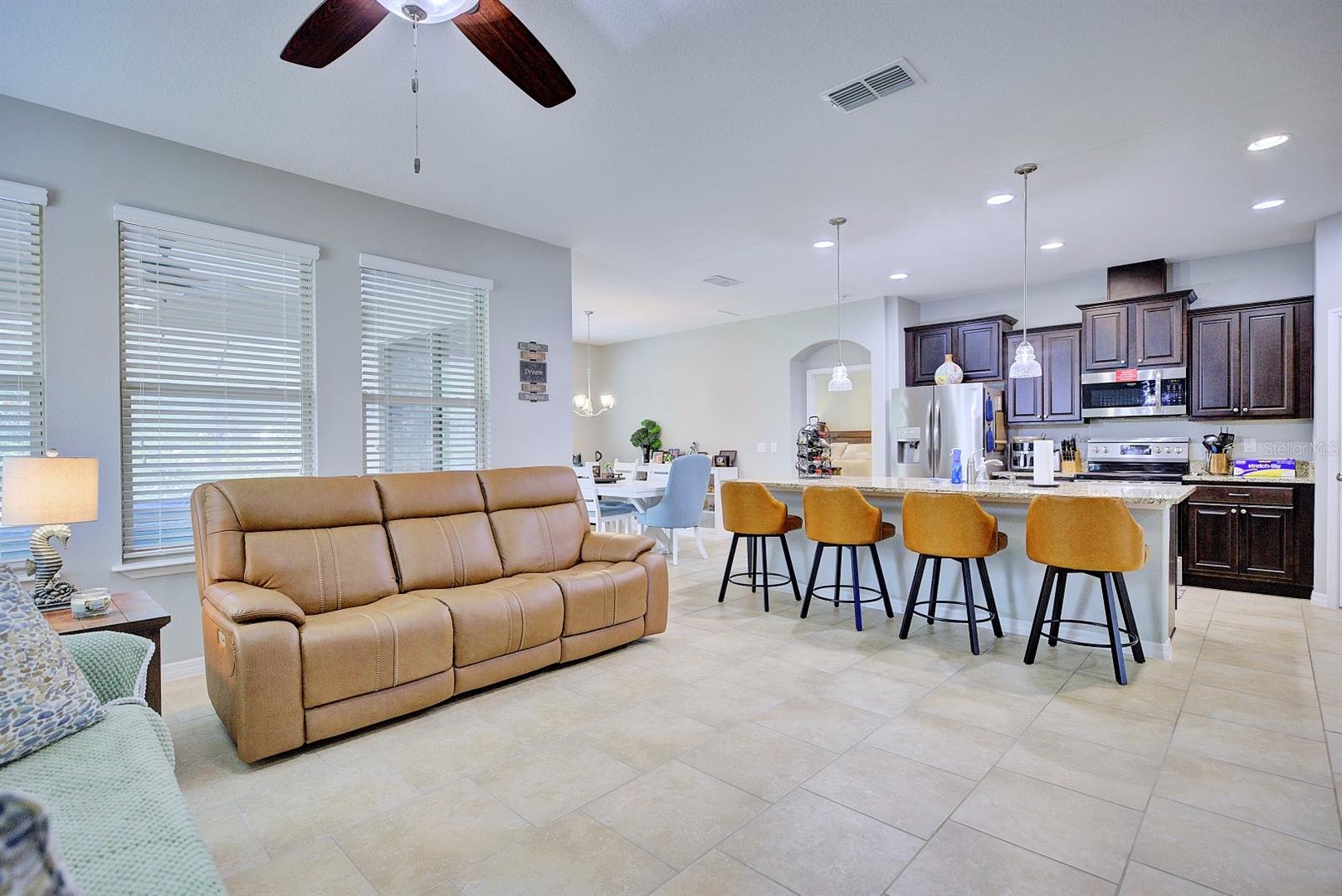 Image 13 of 69 For 4020 Prima Lago Circle