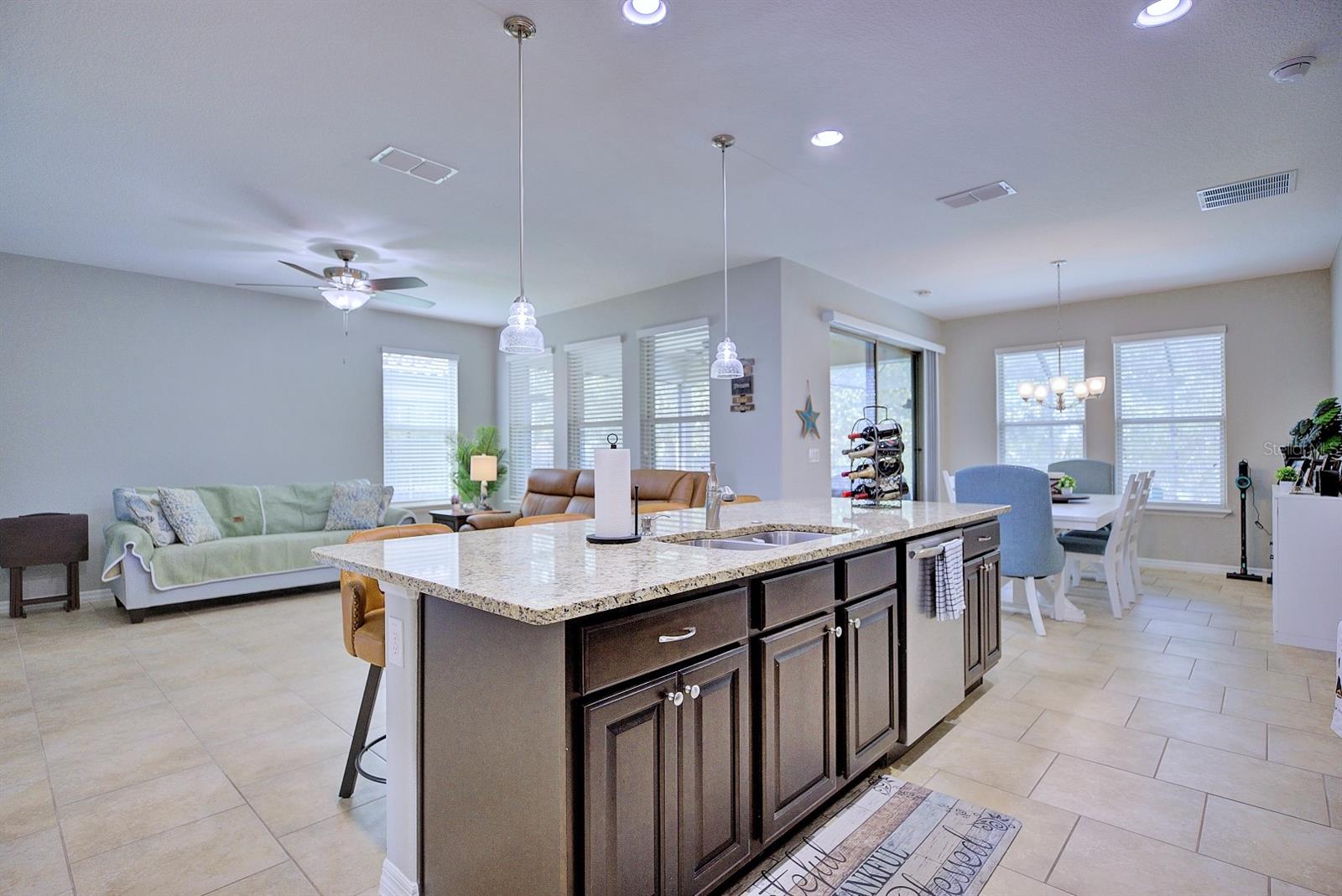 Image 15 of 69 For 4020 Prima Lago Circle