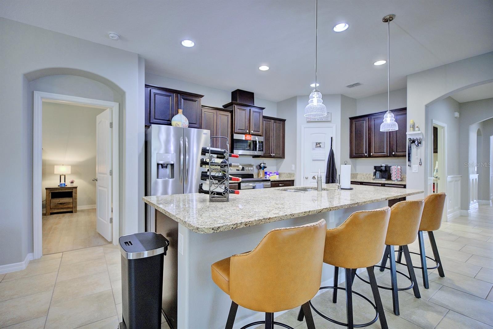 Image 16 of 69 For 4020 Prima Lago Circle