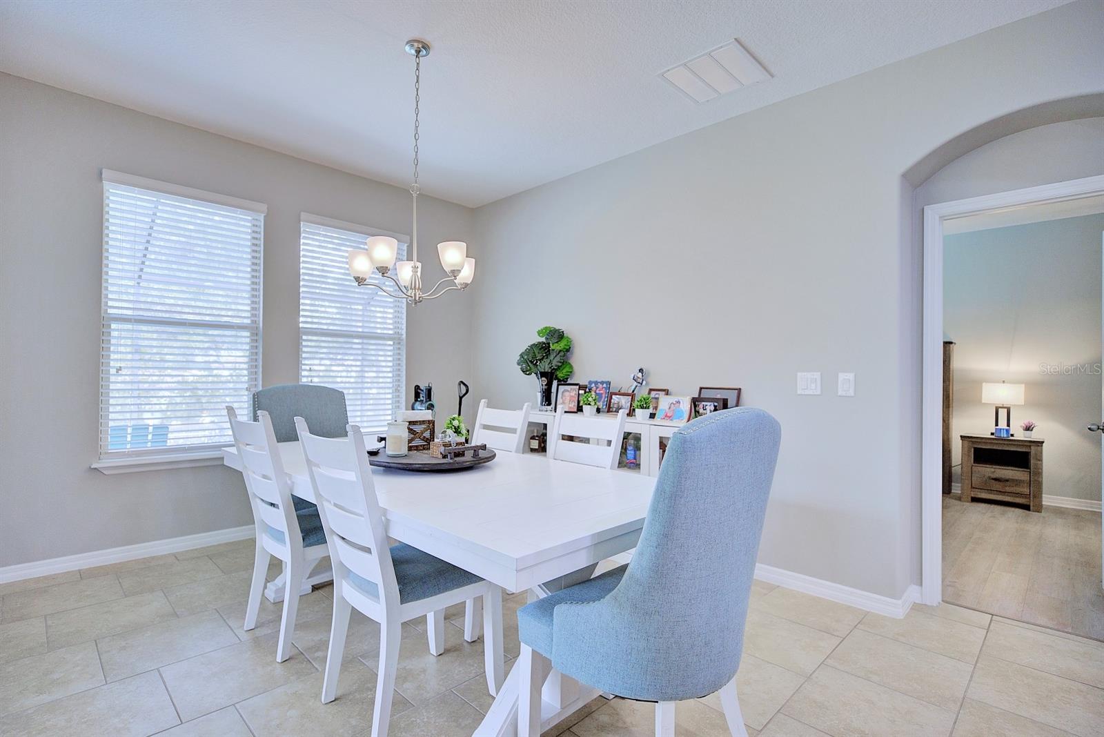 Image 23 of 69 For 4020 Prima Lago Circle