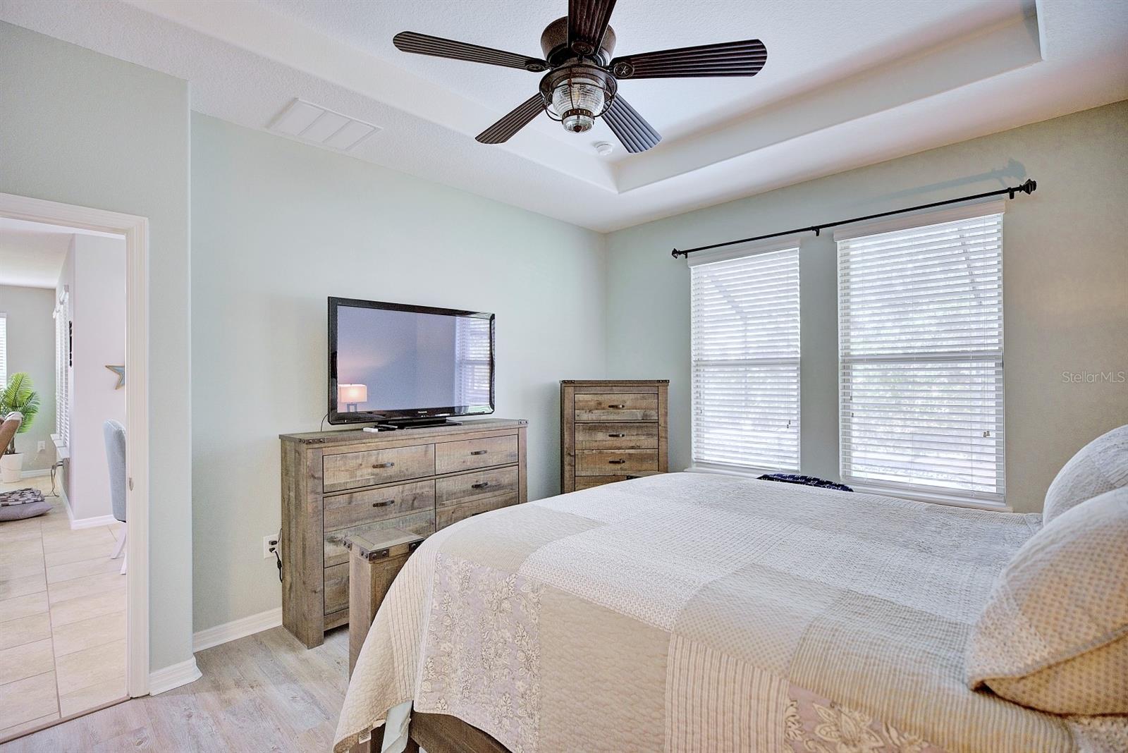 Image 27 of 69 For 4020 Prima Lago Circle