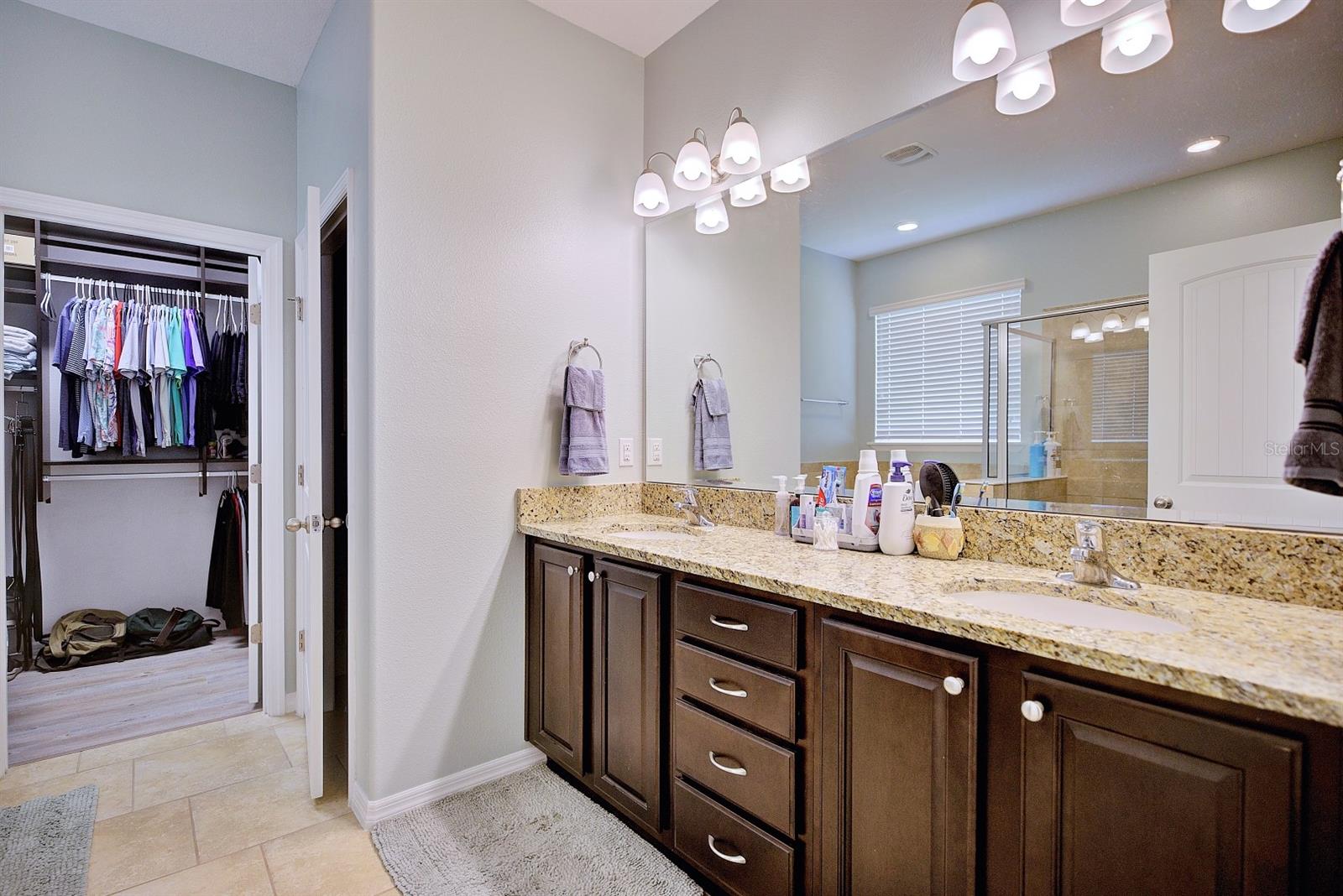 Image 28 of 69 For 4020 Prima Lago Circle