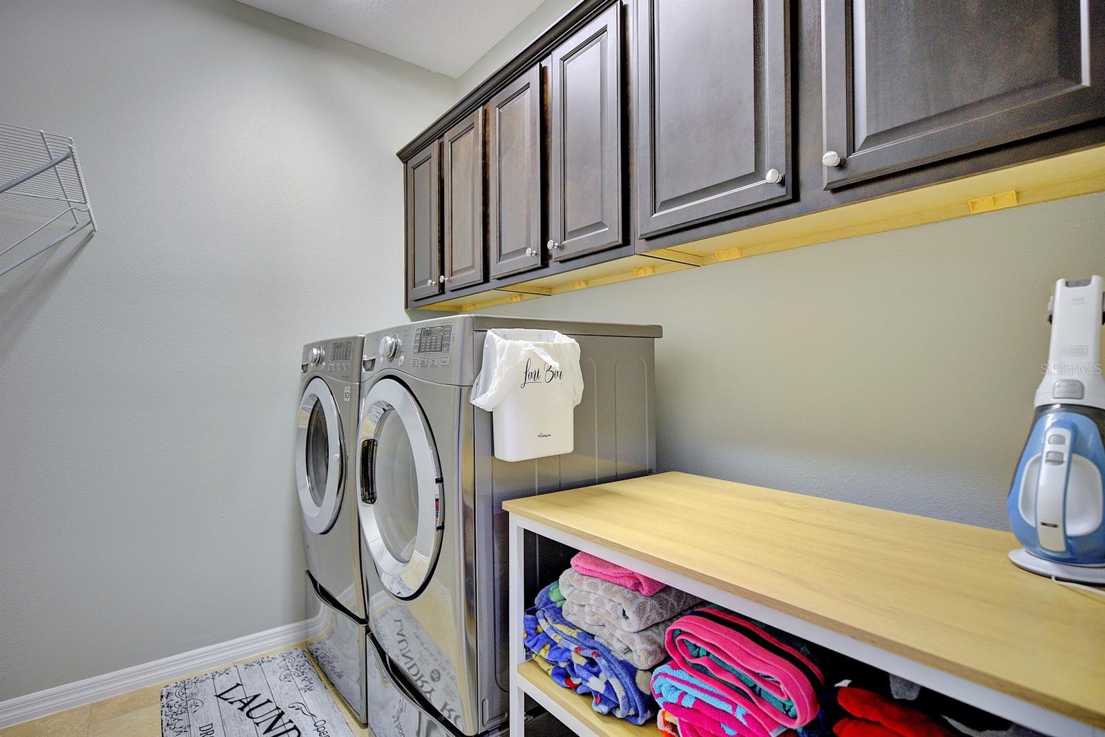 Image 43 of 69 For 4020 Prima Lago Circle