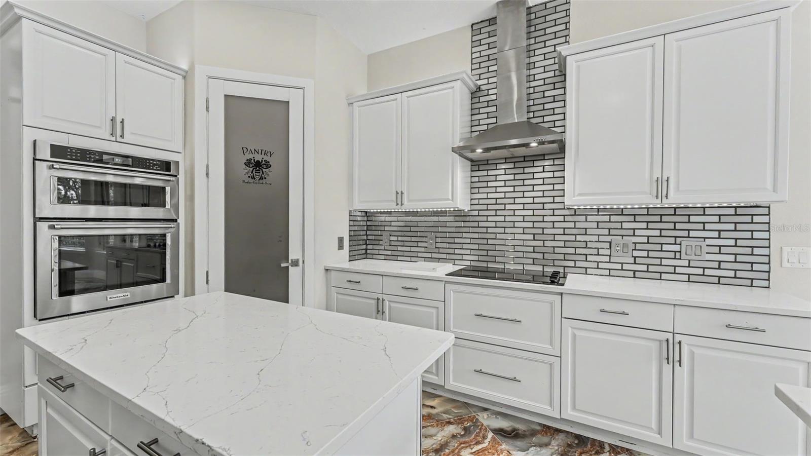 Image 11 of 59 For 521 Chelsea Avenue