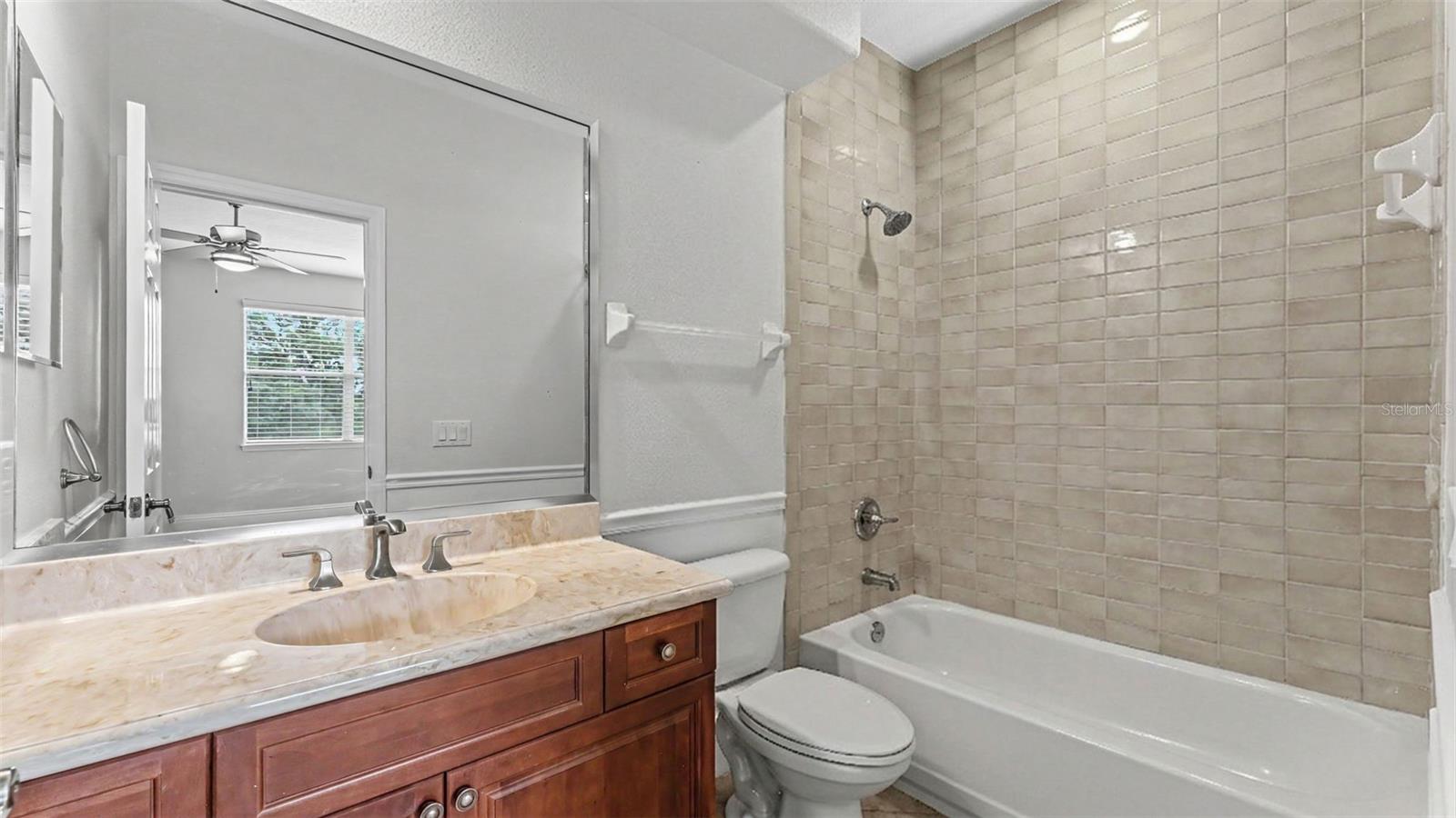 Image 24 of 59 For 521 Chelsea Avenue