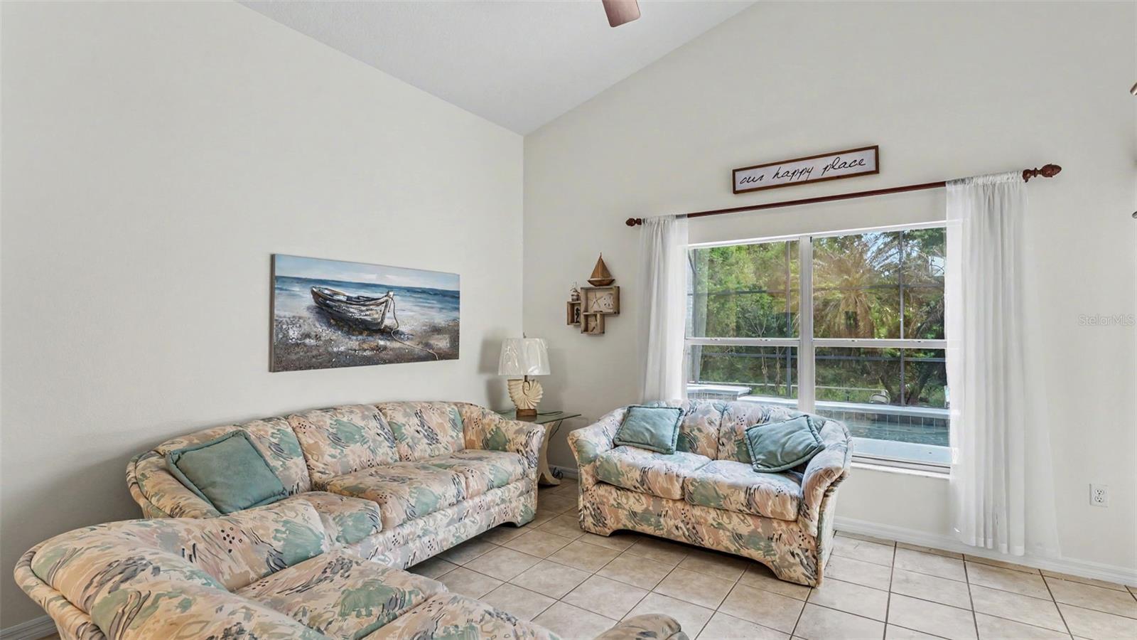 Image 13 of 43 For 155 Thornbury Drive