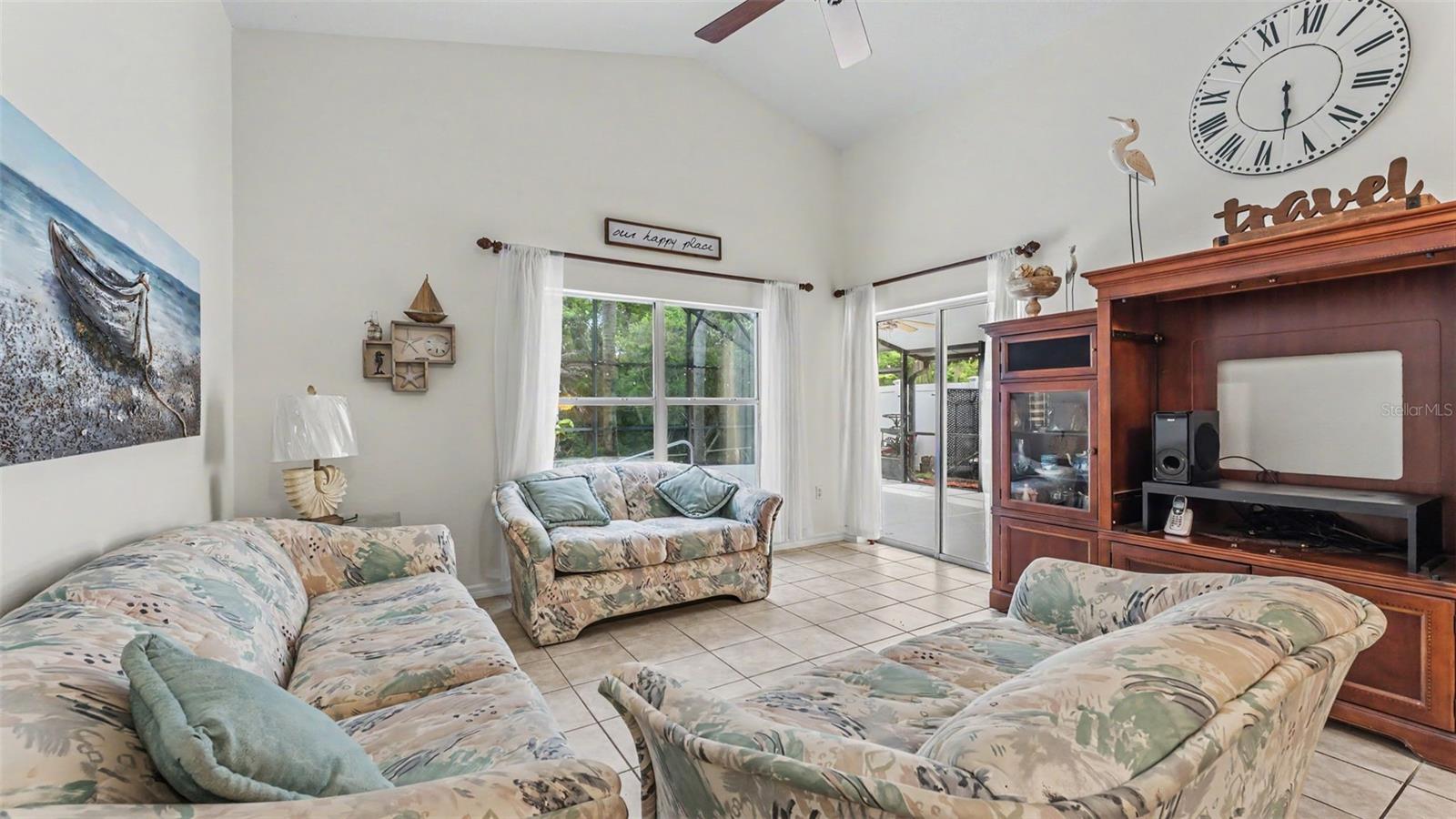 Image 14 of 43 For 155 Thornbury Drive