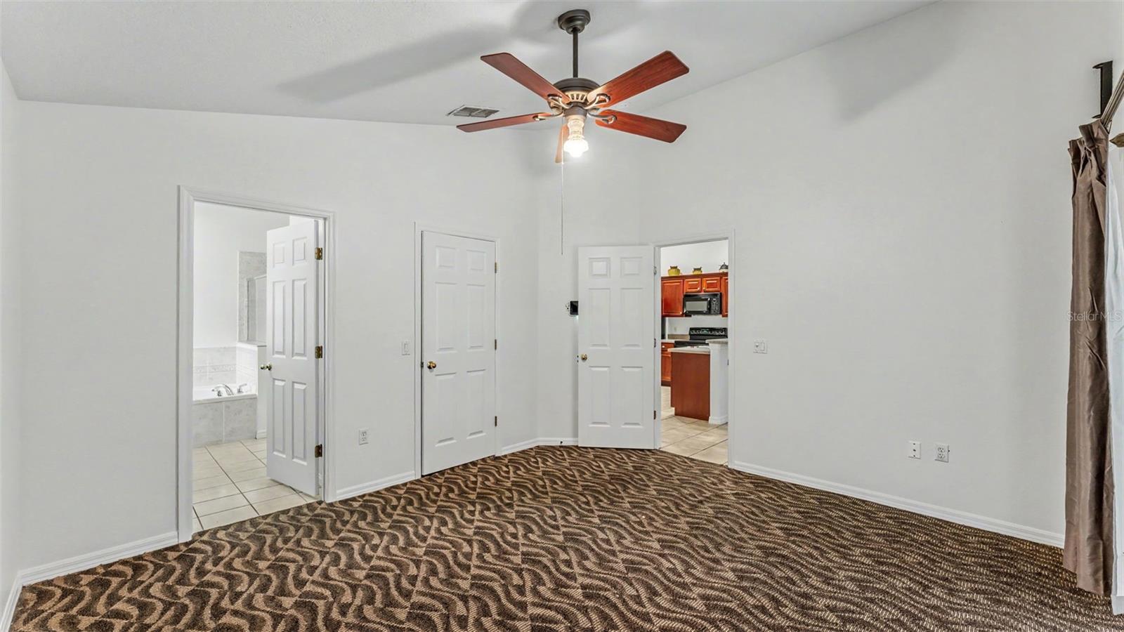 Image 17 of 43 For 155 Thornbury Drive