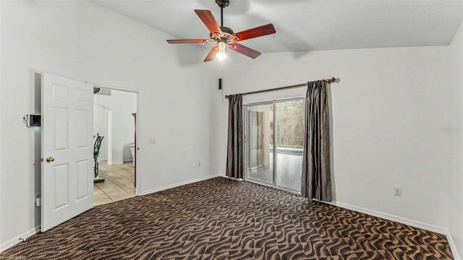 Image 18 of 43 For 155 Thornbury Drive