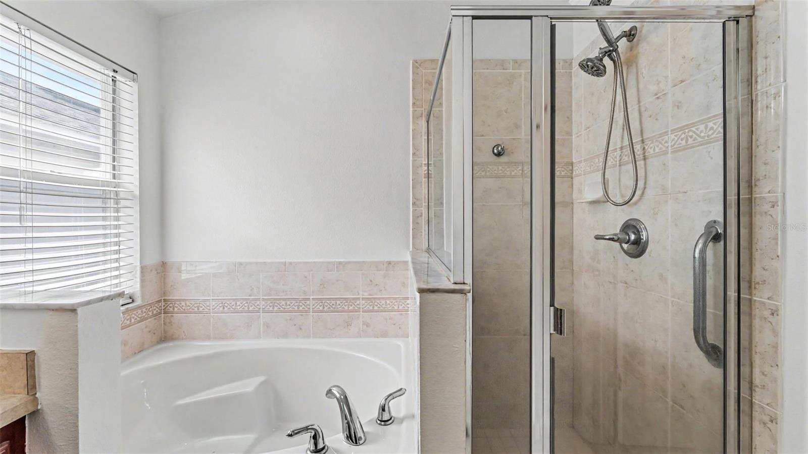 Image 20 of 43 For 155 Thornbury Drive