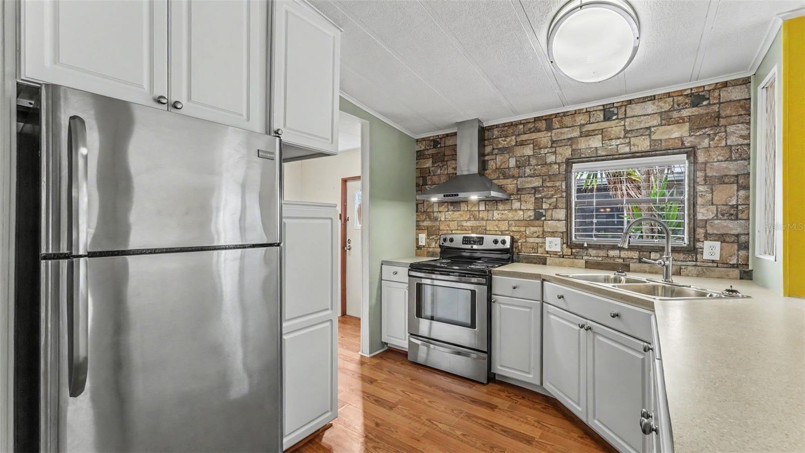 Image 8 of 28 For 5436 Jacob Avenue