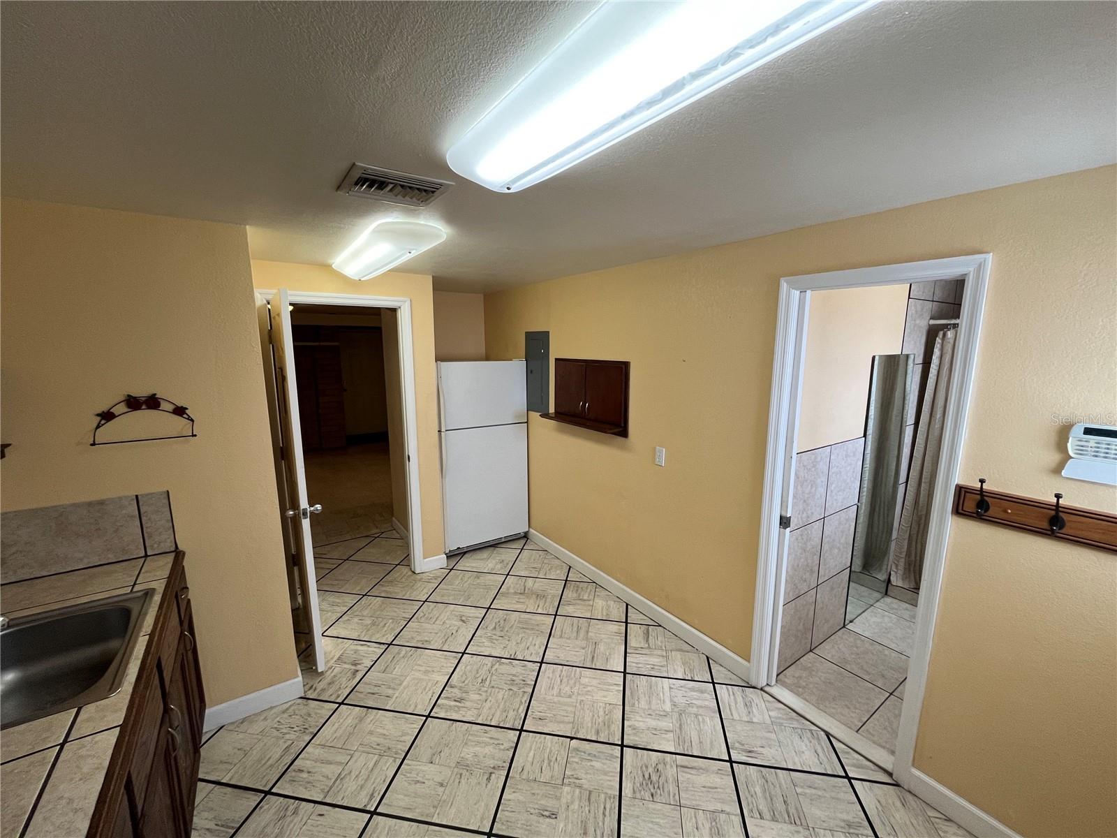 Image 11 of 25 For 601 Main Street