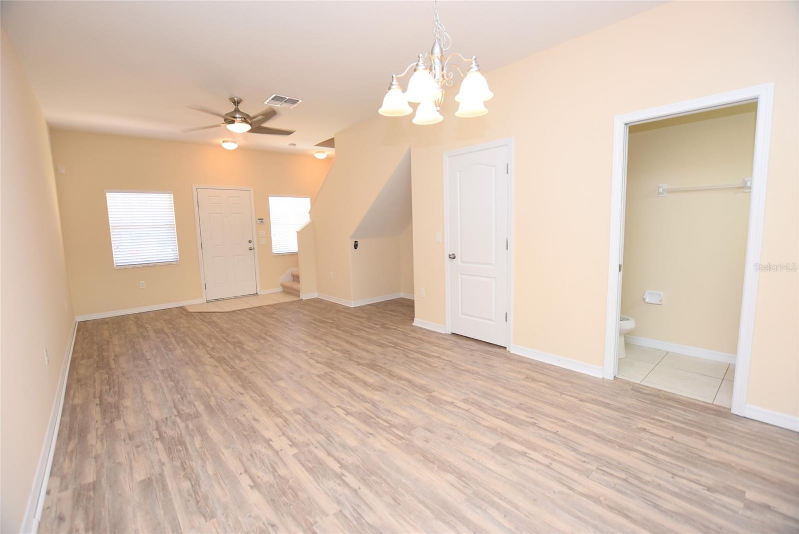 Image 5 of 23 For 4116 Winding Vine Drive