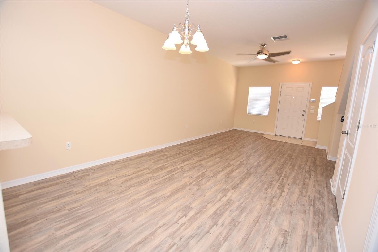 Image 6 of 23 For 4116 Winding Vine Drive