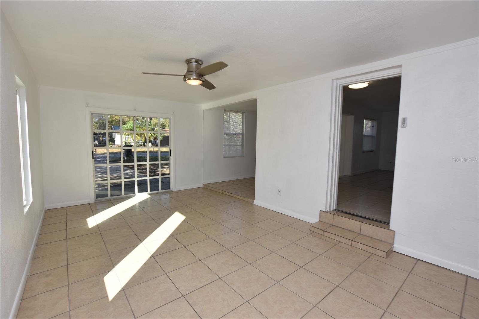 Image 15 of 28 For 105 Flamingo Drive