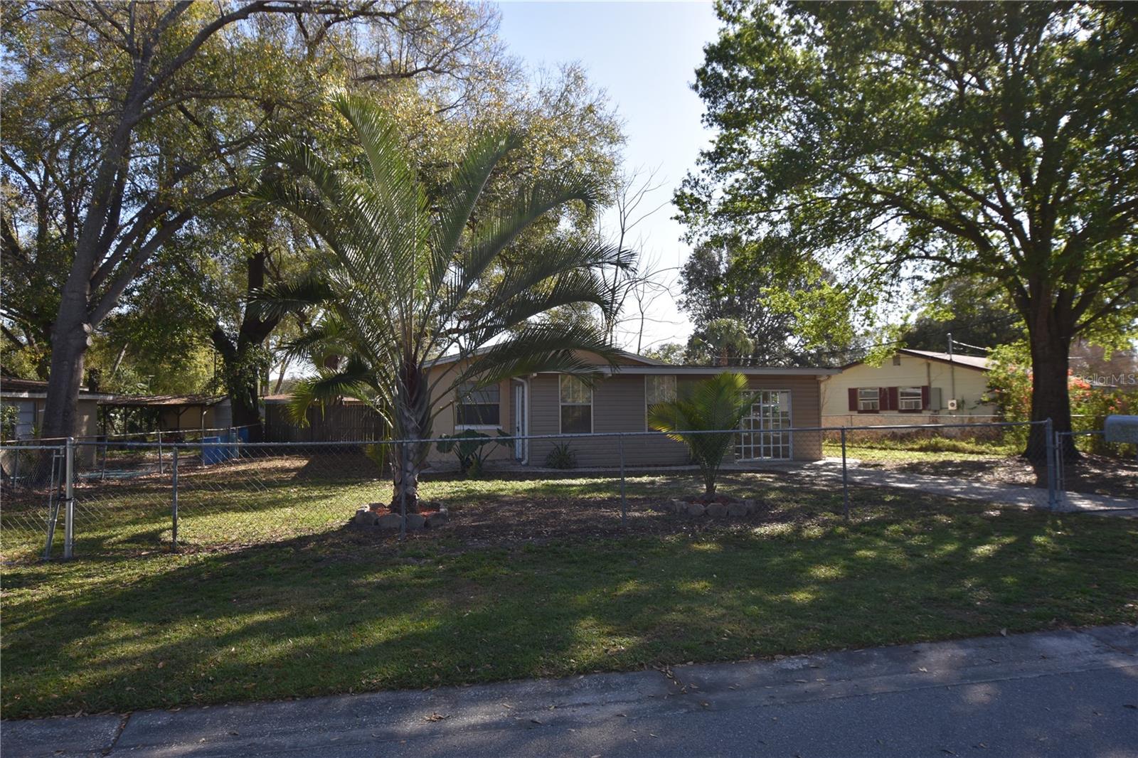 Image 2 of 28 For 105 Flamingo Drive