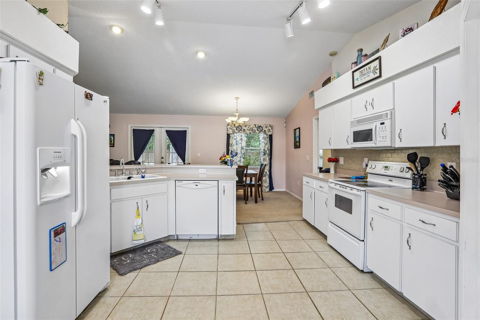 Image 12 of 27 For 3434 Diamond Terrace