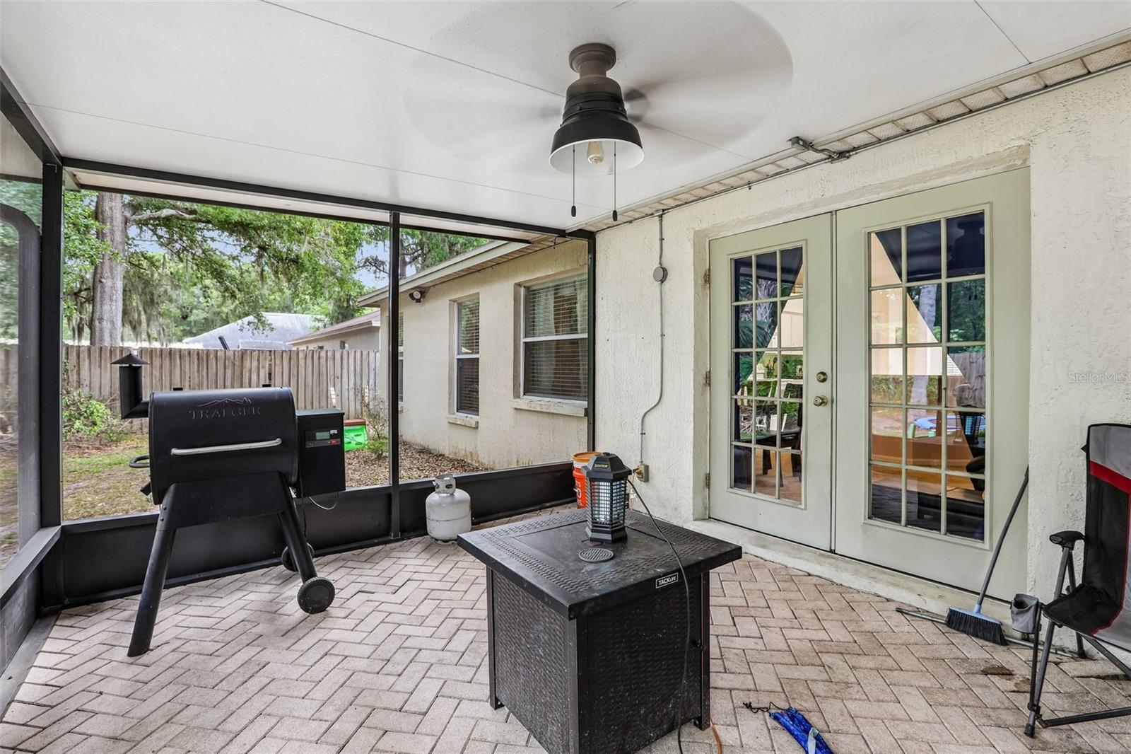 Image 22 of 27 For 3434 Diamond Terrace