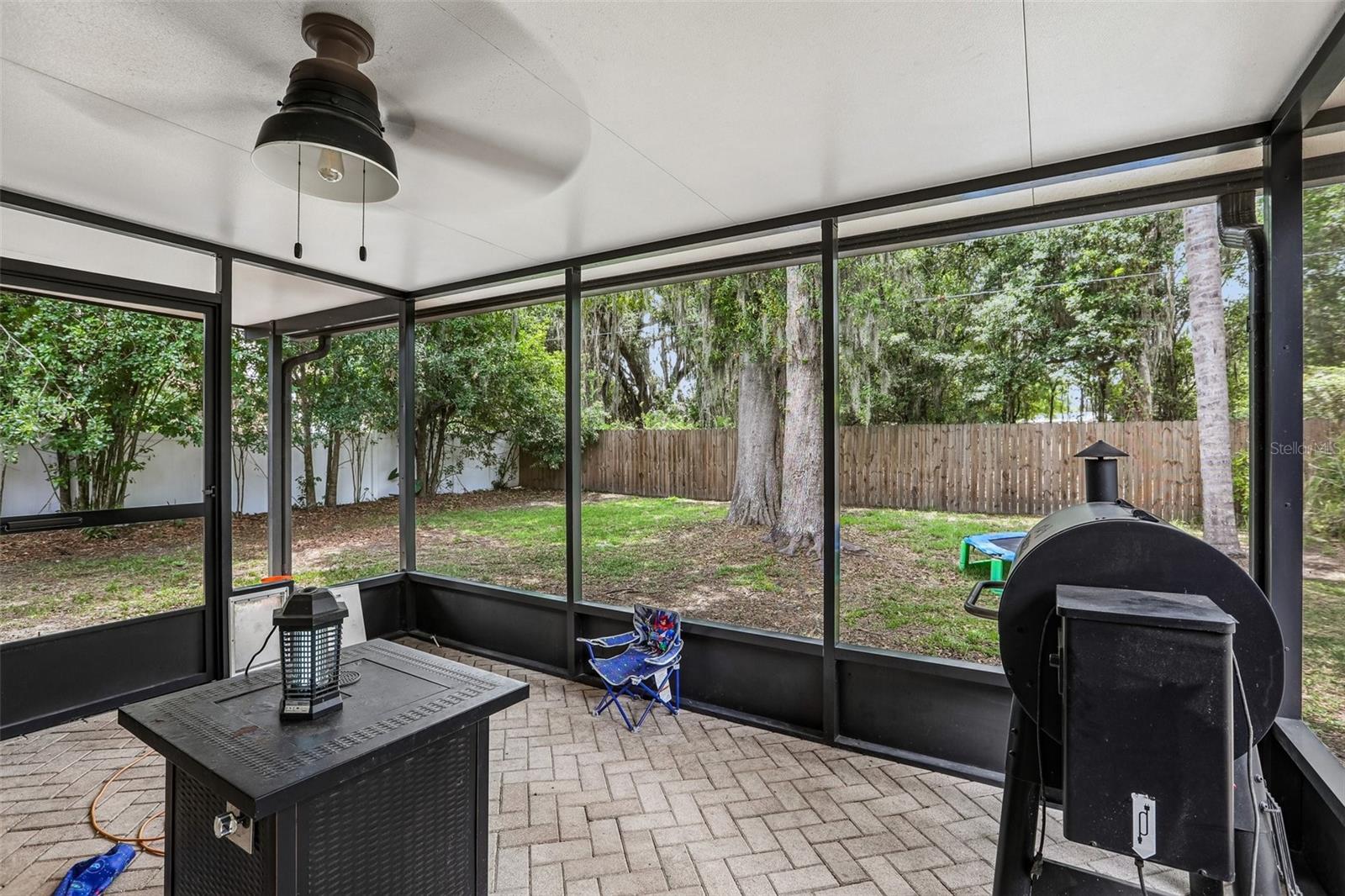 Image 23 of 27 For 3434 Diamond Terrace