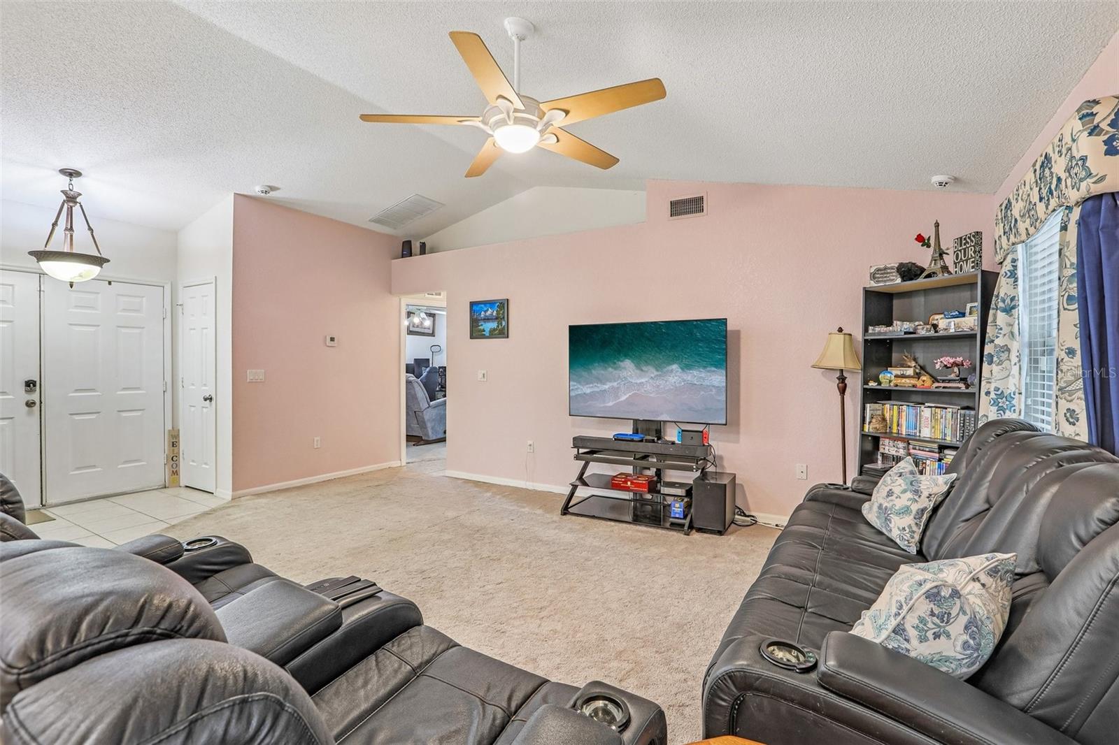Image 8 of 27 For 3434 Diamond Terrace