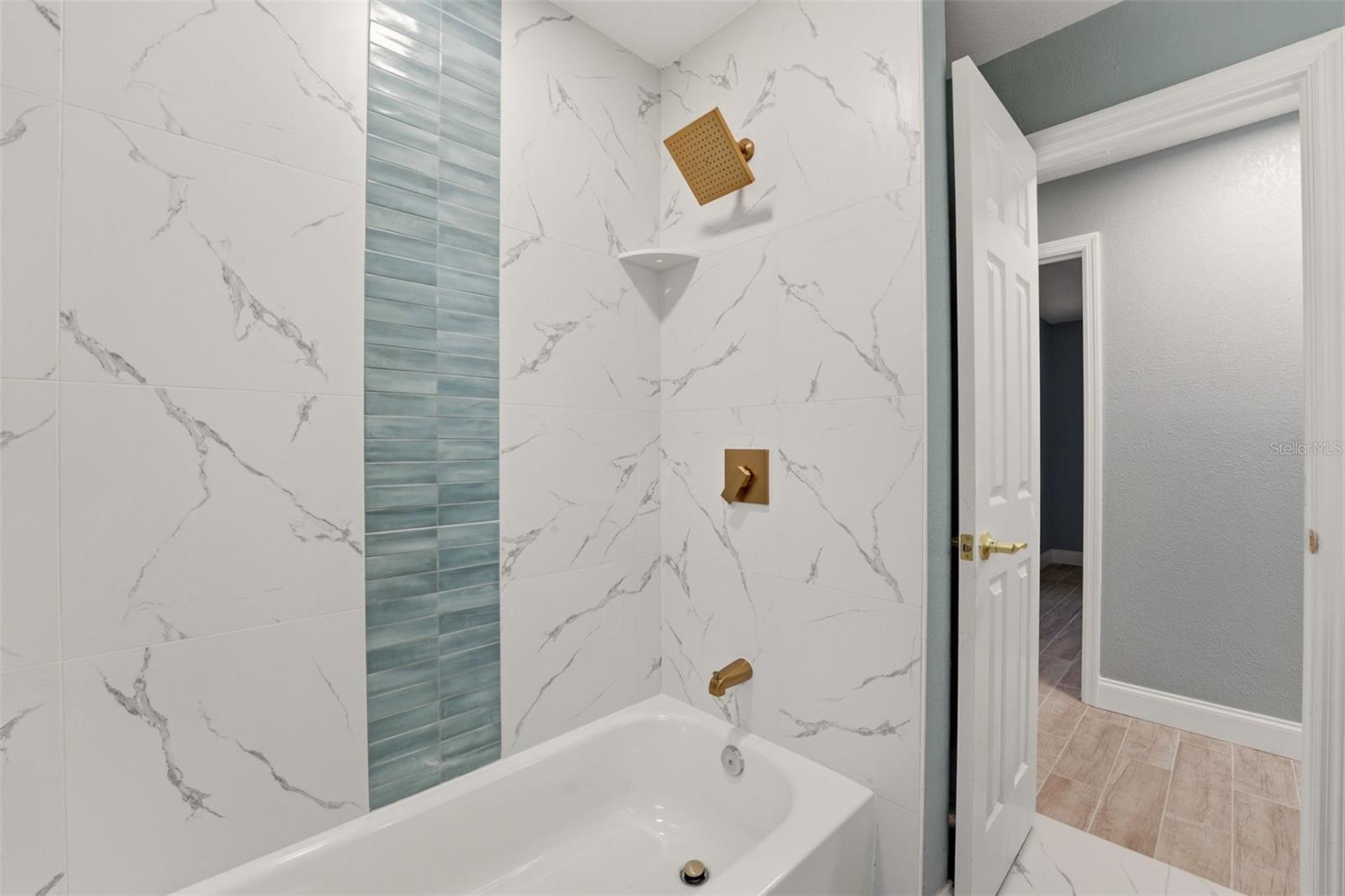 Image 16 of 21 For 3356 Plantation Place