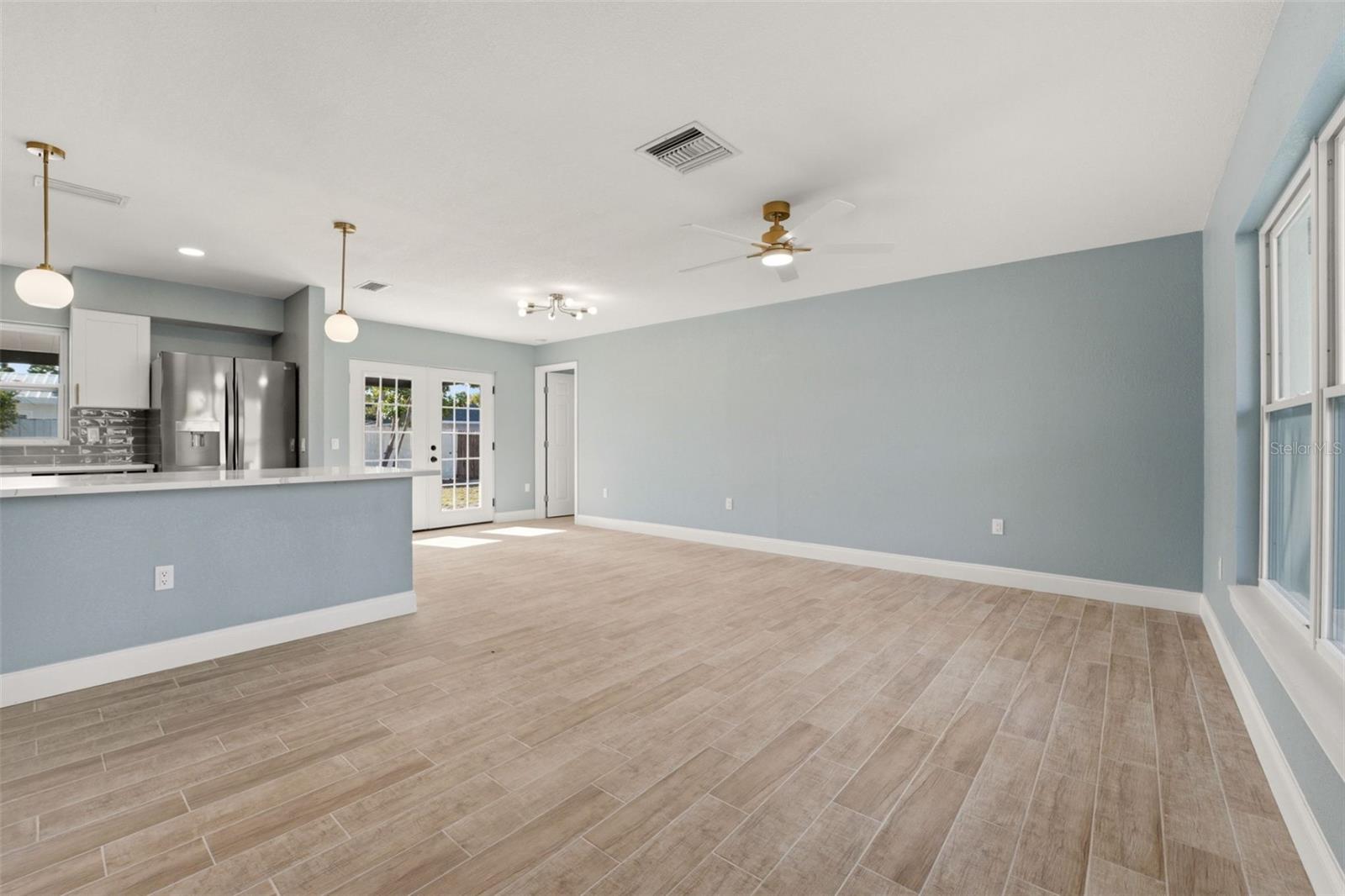 Image 2 of 21 For 3356 Plantation Place