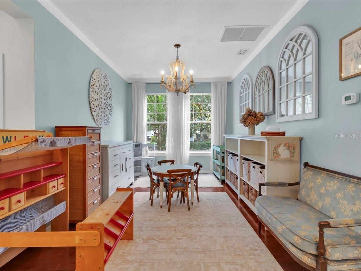Image 15 of 93 For 16033 Mulberrypark Circle