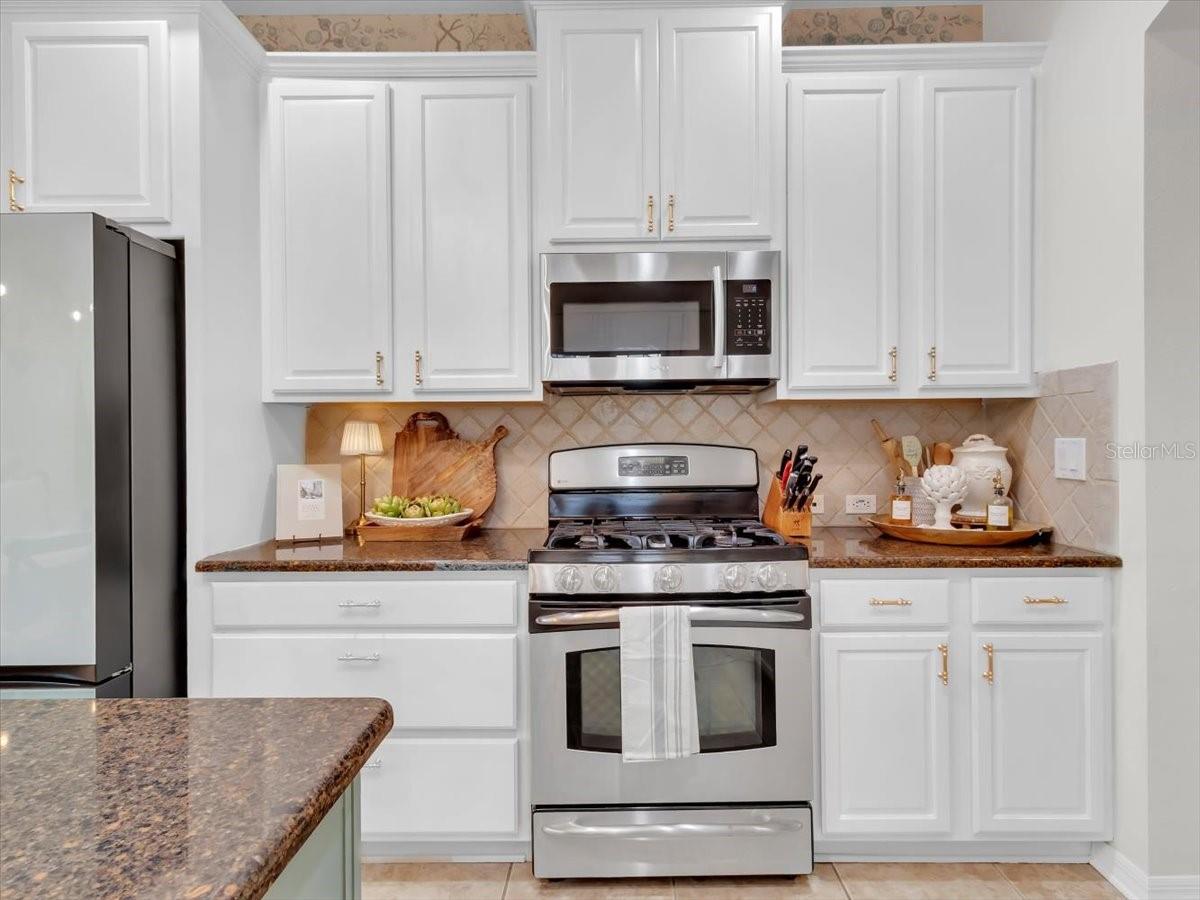 Image 23 of 93 For 16033 Mulberrypark Circle