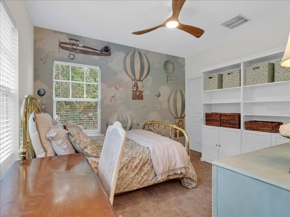 Image 42 of 93 For 16033 Mulberrypark Circle