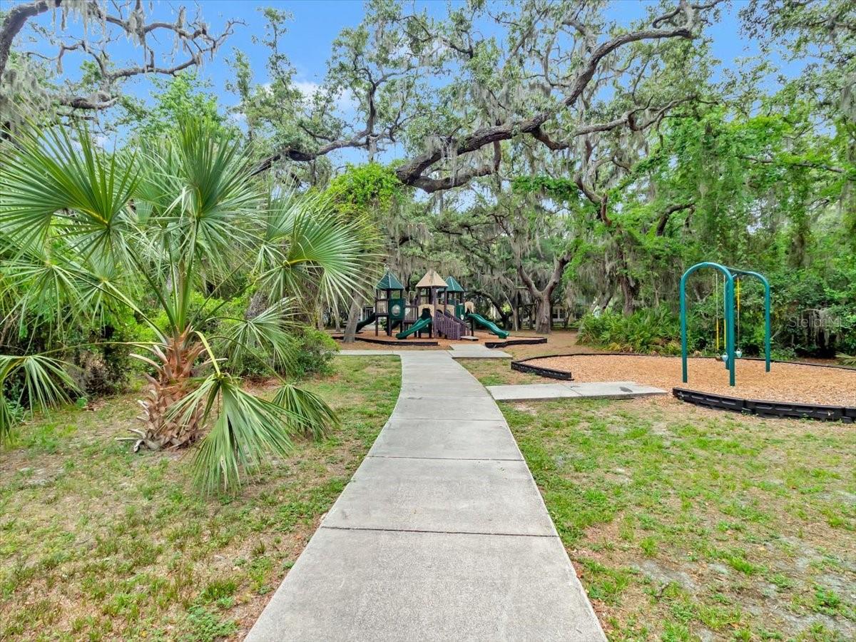Image 71 of 93 For 16033 Mulberrypark Circle