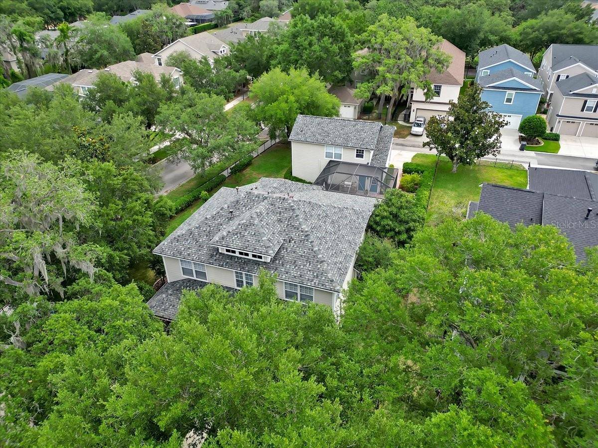 Image 80 of 93 For 16033 Mulberrypark Circle