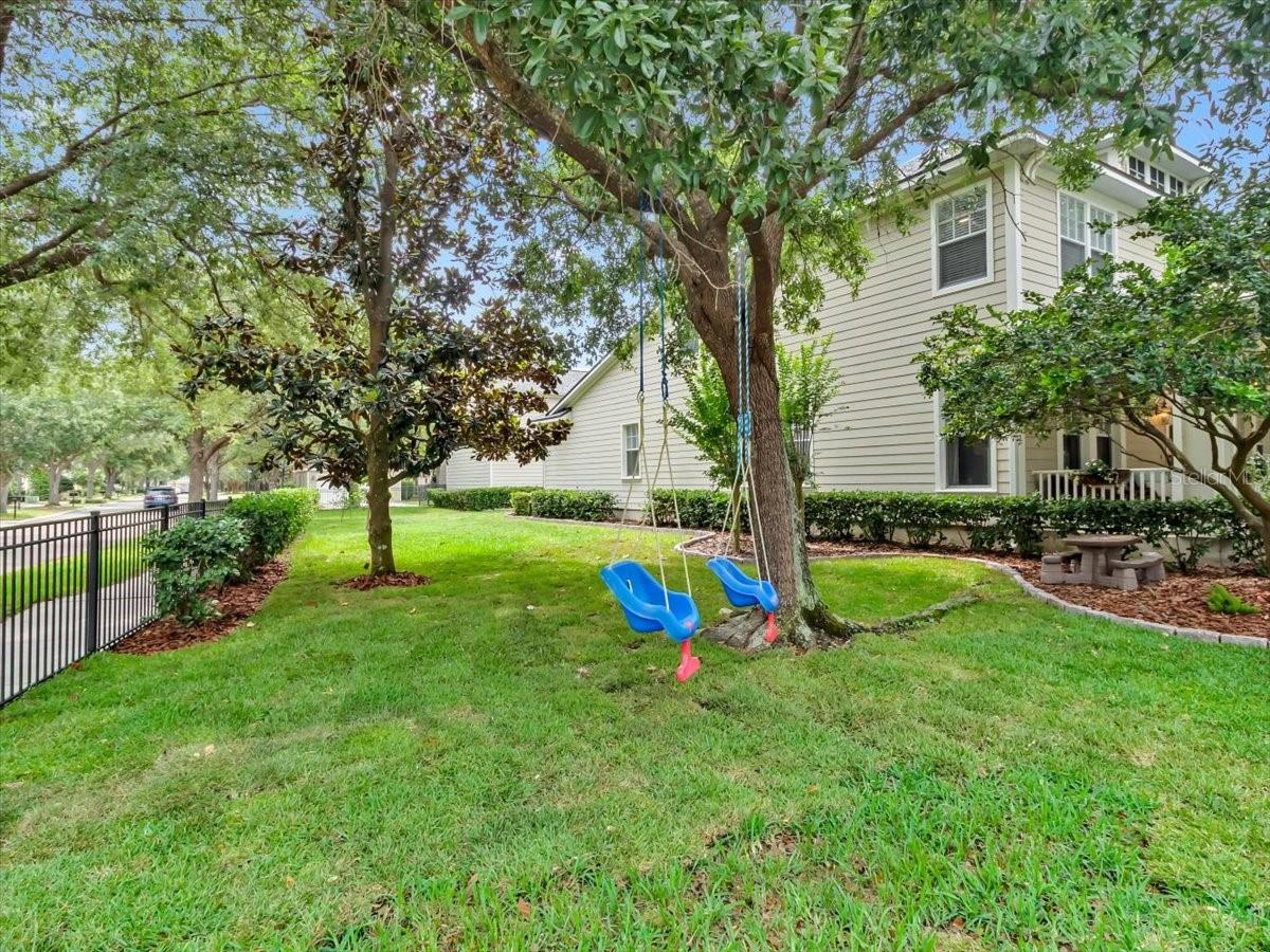 Image 86 of 93 For 16033 Mulberrypark Circle