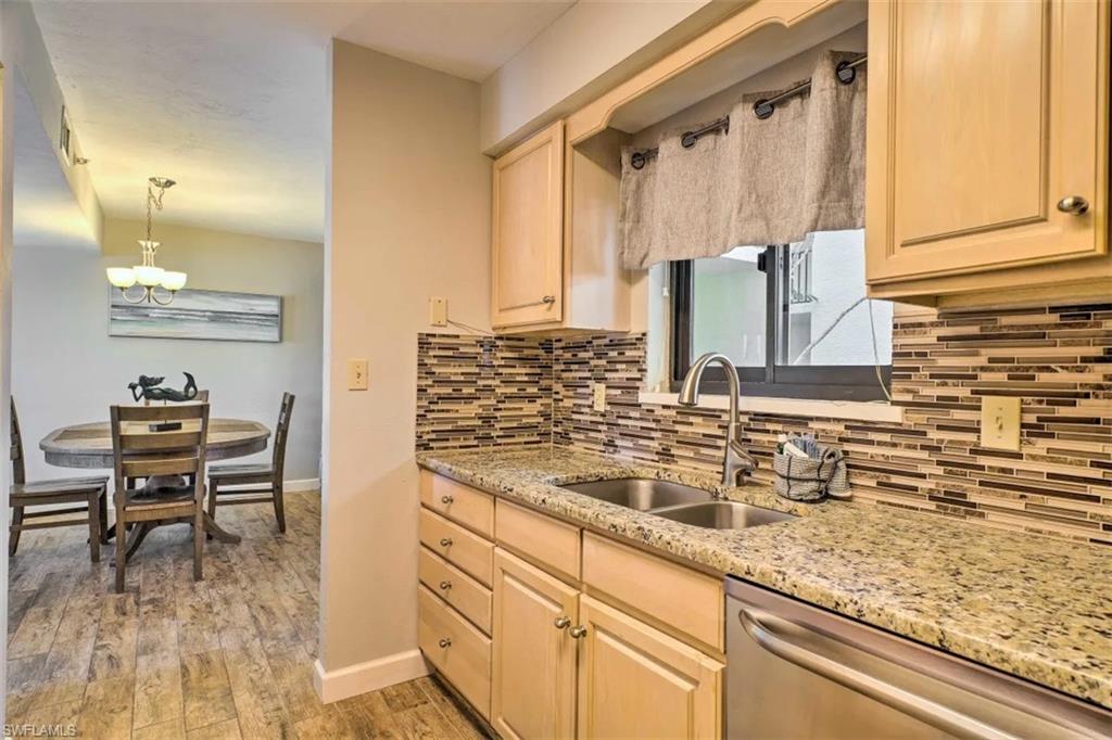 Image 5 of 16 For 7327 Estero Blvd 205