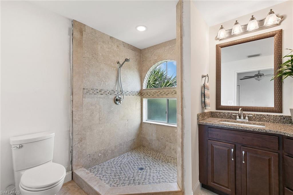 Image 10 of 30 For 2651 Citrus Lake Dr D-303