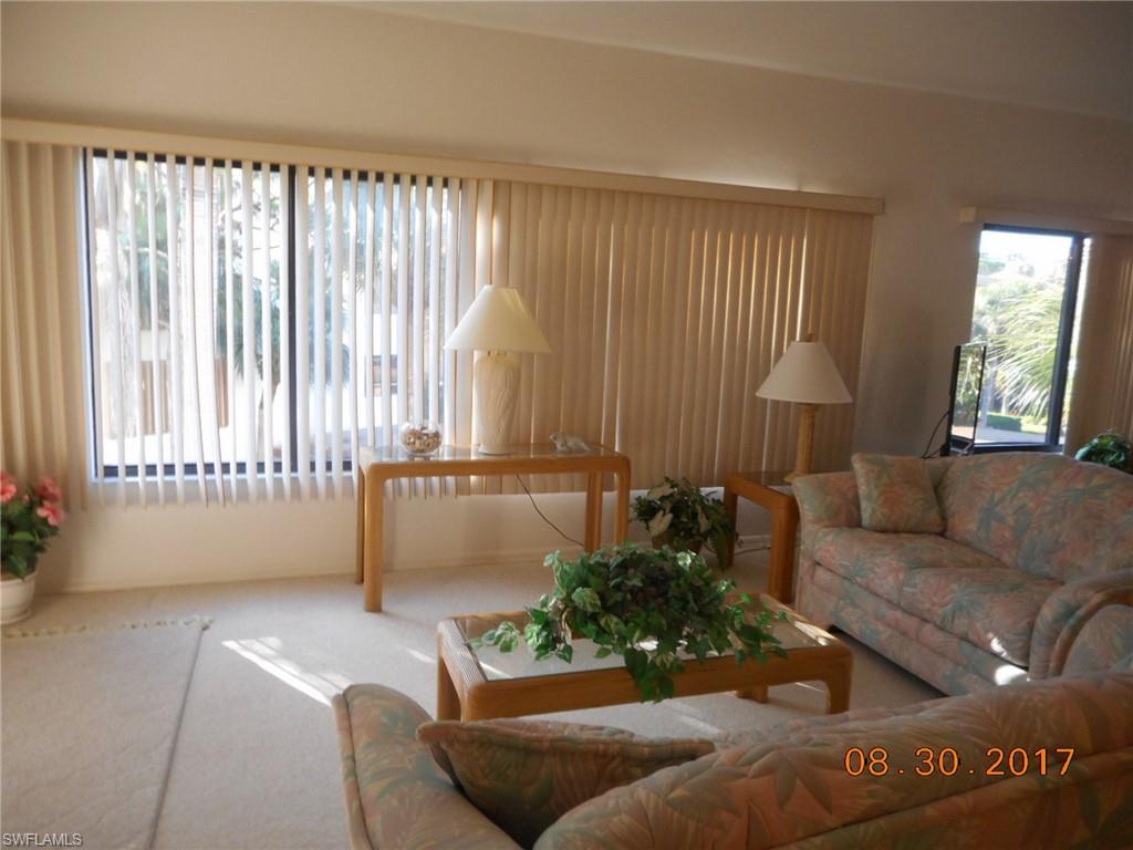 Image 11 of 20 For 6770 Pelican Bay Blvd 231