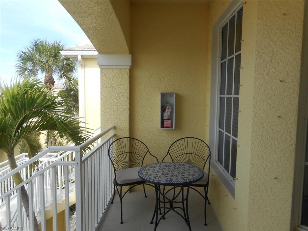 Image 4 of 50 For 14543 Abaco Lakes Dr 202