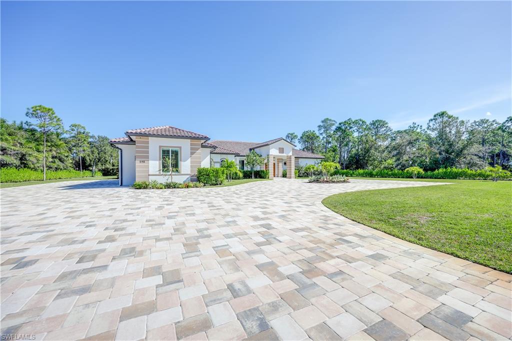 Details for 590 Carica Rd, NAPLES, FL 34108