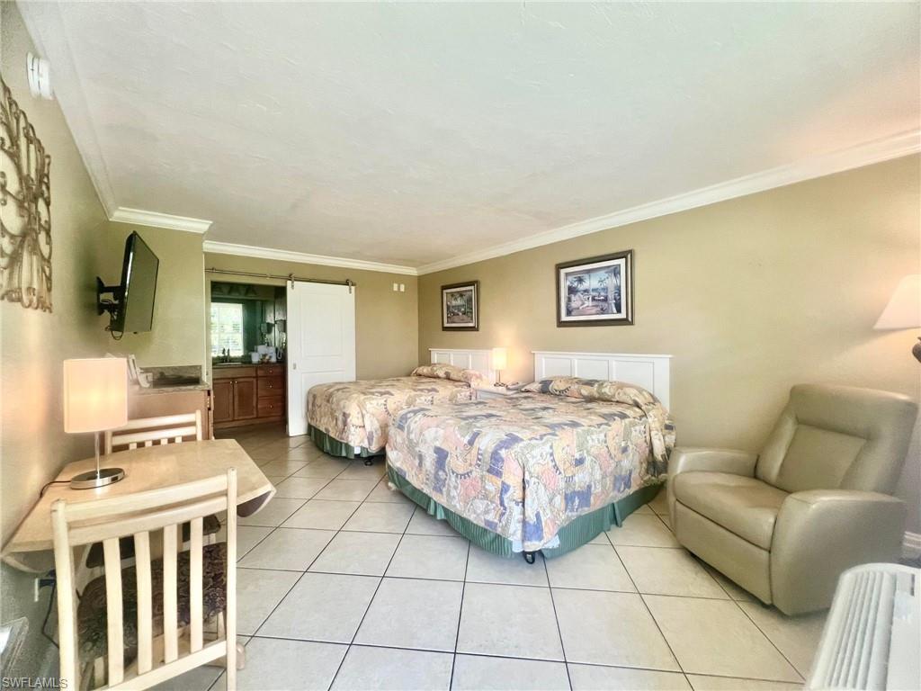 Image 3 of 19 For 2555 Tamiami Trl N 129